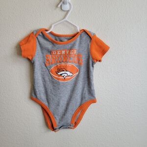 NFL Team Apparel Denver Broncos Gray & Orange Baby Short Sleeve One Pc 18 month
